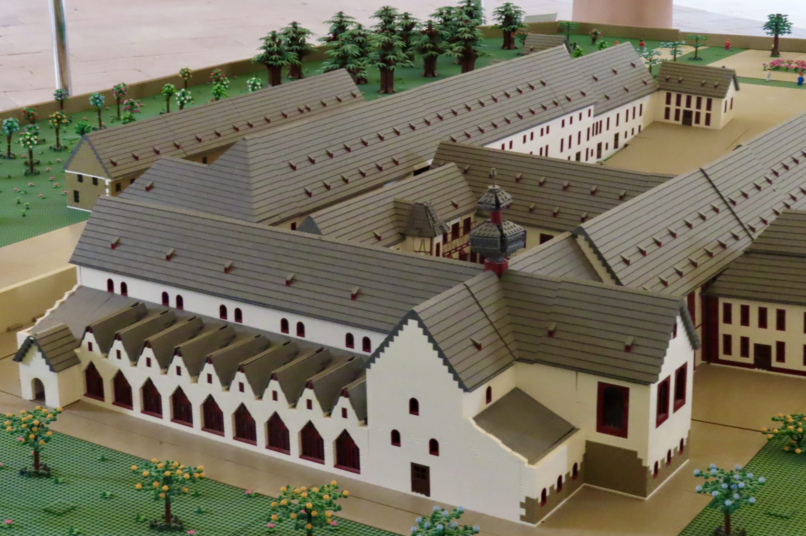 2025-12 Lego Kloster 01